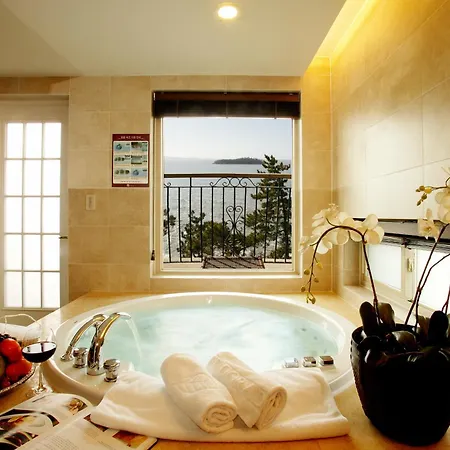 Eldorado Hotel 4*